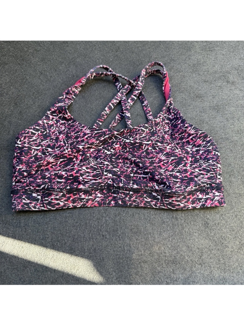 Lululemon 10 sports bra Pink & Black Patterned Strappy open back caged gym A5